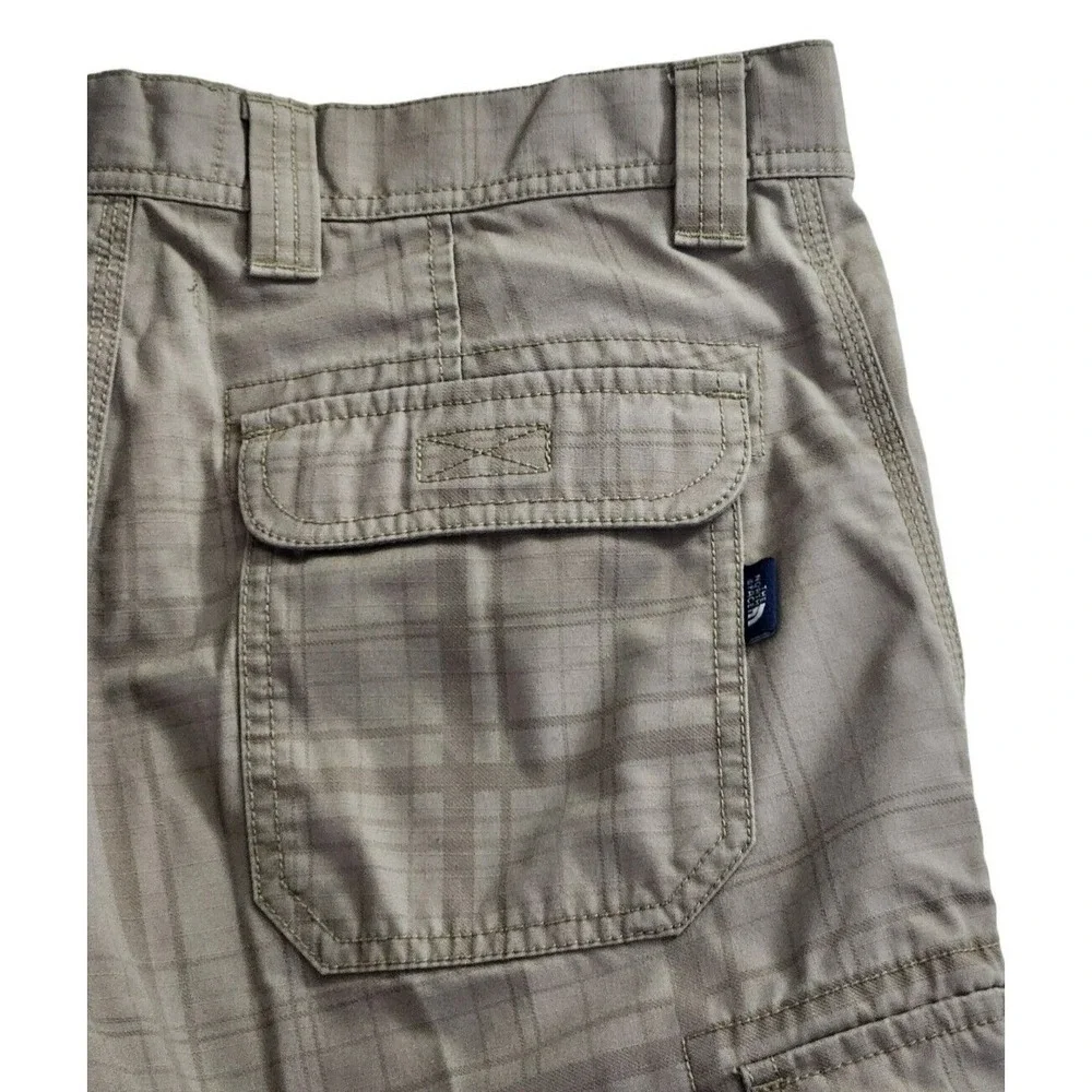 The North Face Cargo Shorts Men's 32x10 Plaid Beige Tan Hiking Outdoor